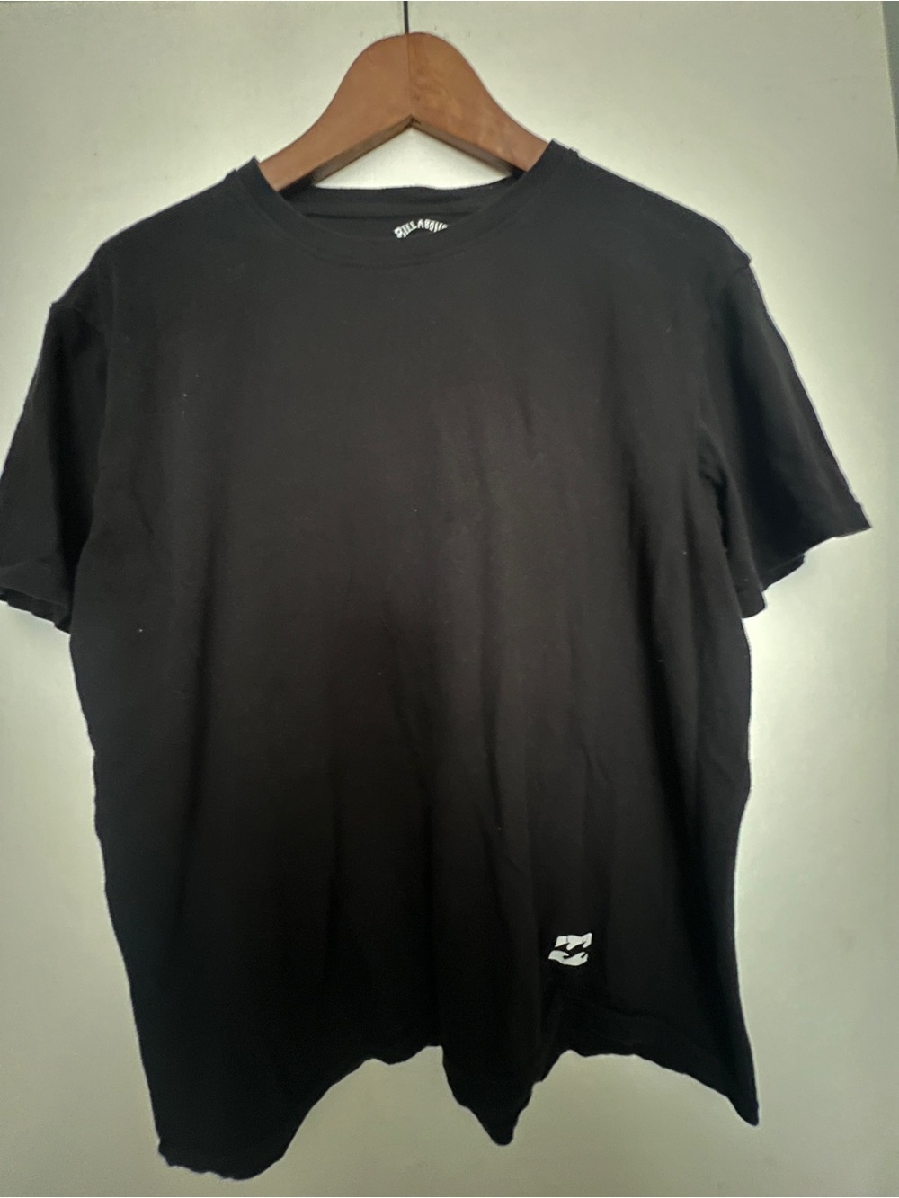 Billabong Black Short Sleeve Crew Tee with White Logo- Medium